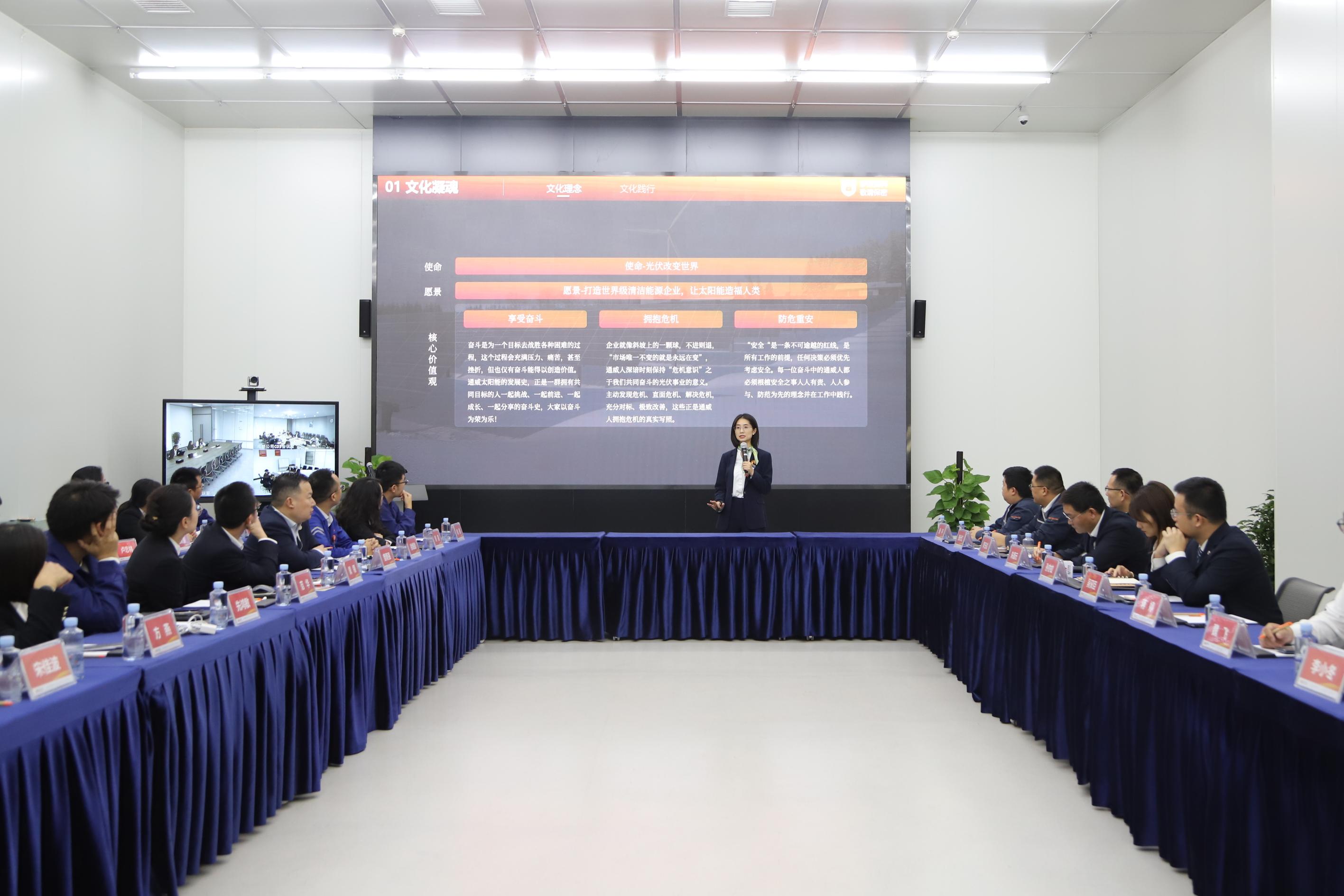 83ac08880ac6ef8ce859d1365cf4ae65.jpg 83ac08880ac6ef8ce859d1365cf4ae65.jpg