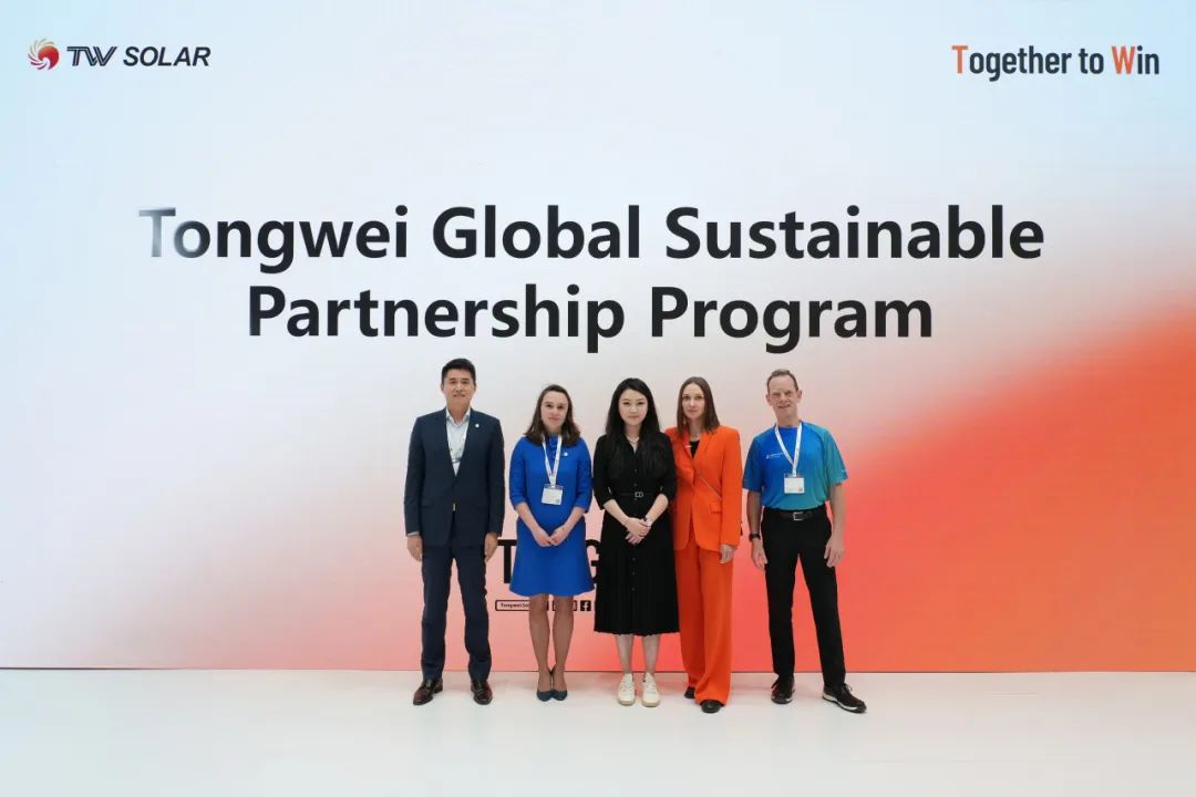 a7eaa928c73263f7f7733ec52fddcd9e.jpg a7eaa928c73263f7f7733ec52fddcd9e.jpg