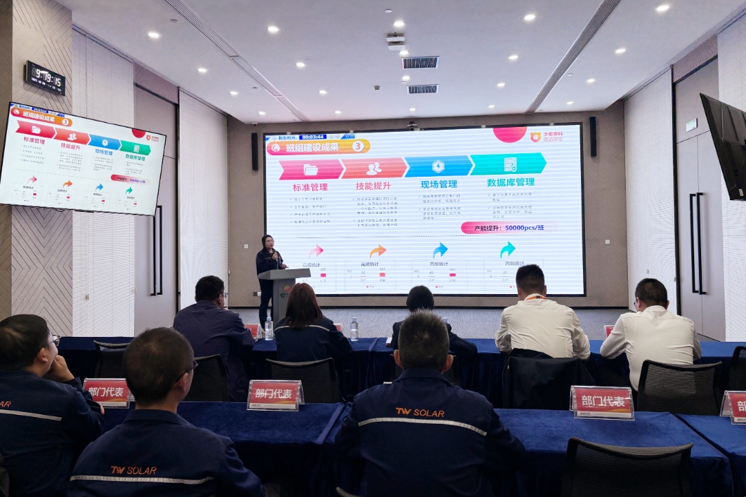 691d11aad1bce78a1798835ea2717f92.jpg 691d11aad1bce78a1798835ea2717f92.jpg