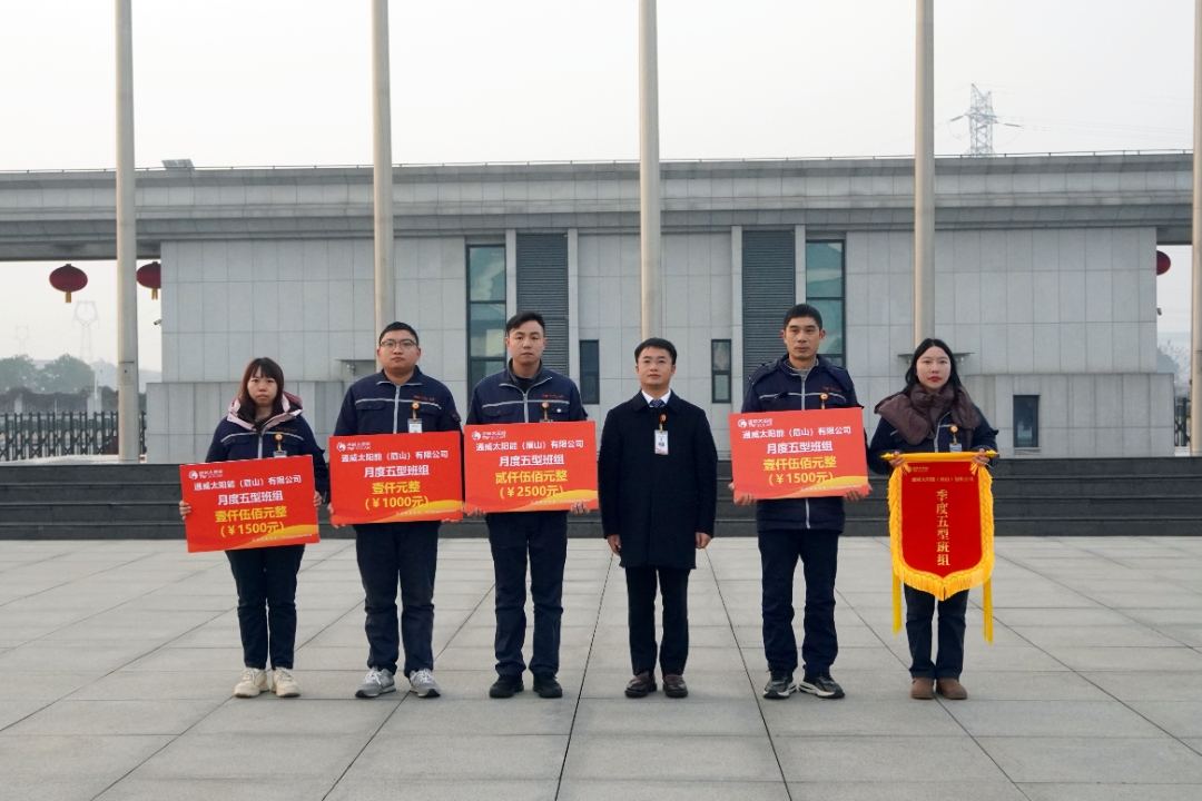 b01cf08125d2475ddcc3efecd530966b.jpg b01cf08125d2475ddcc3efecd530966b.jpg