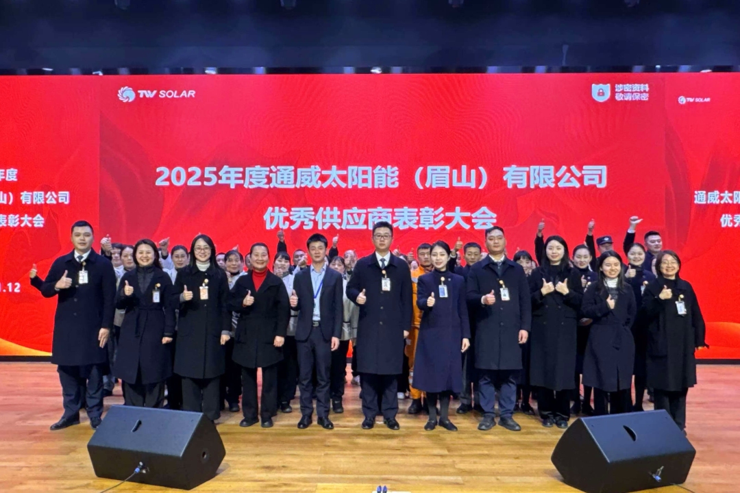 486e472236cabbeb4a39fc9747a9a032.jpg 486e472236cabbeb4a39fc9747a9a032.jpg