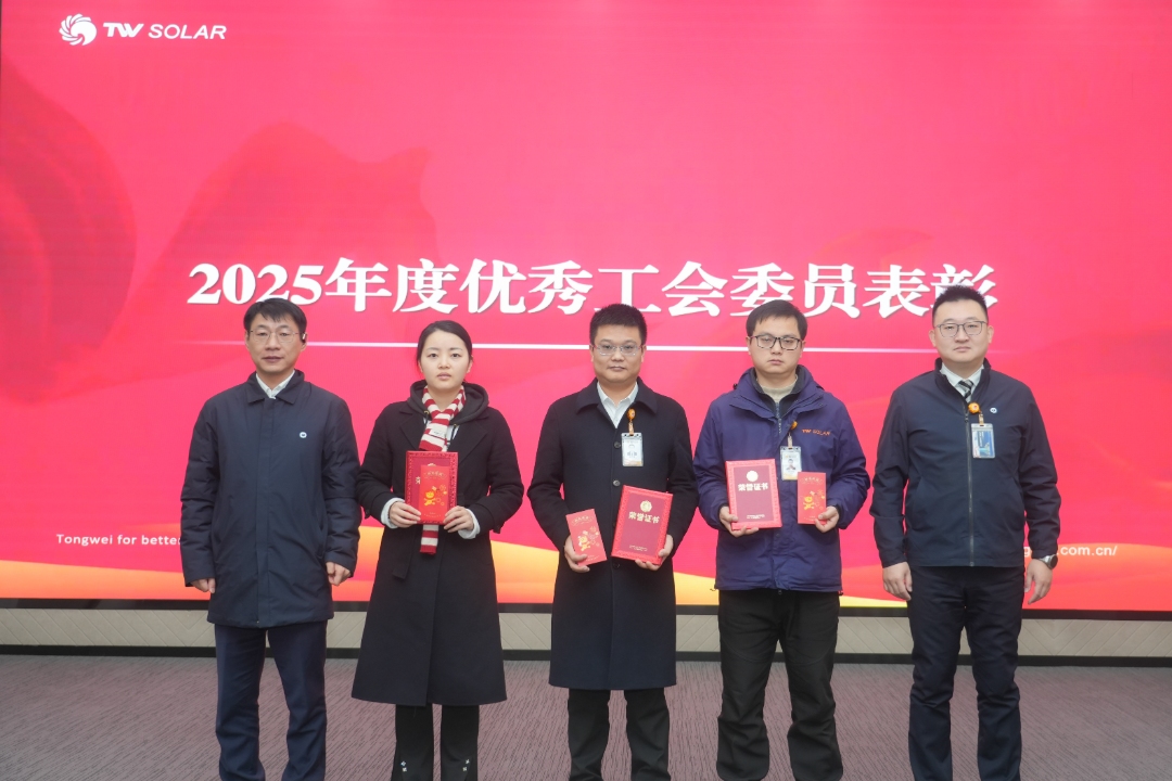 ce0fe28827070315fa97aeba895cbaad.jpg ce0fe28827070315fa97aeba895cbaad.jpg